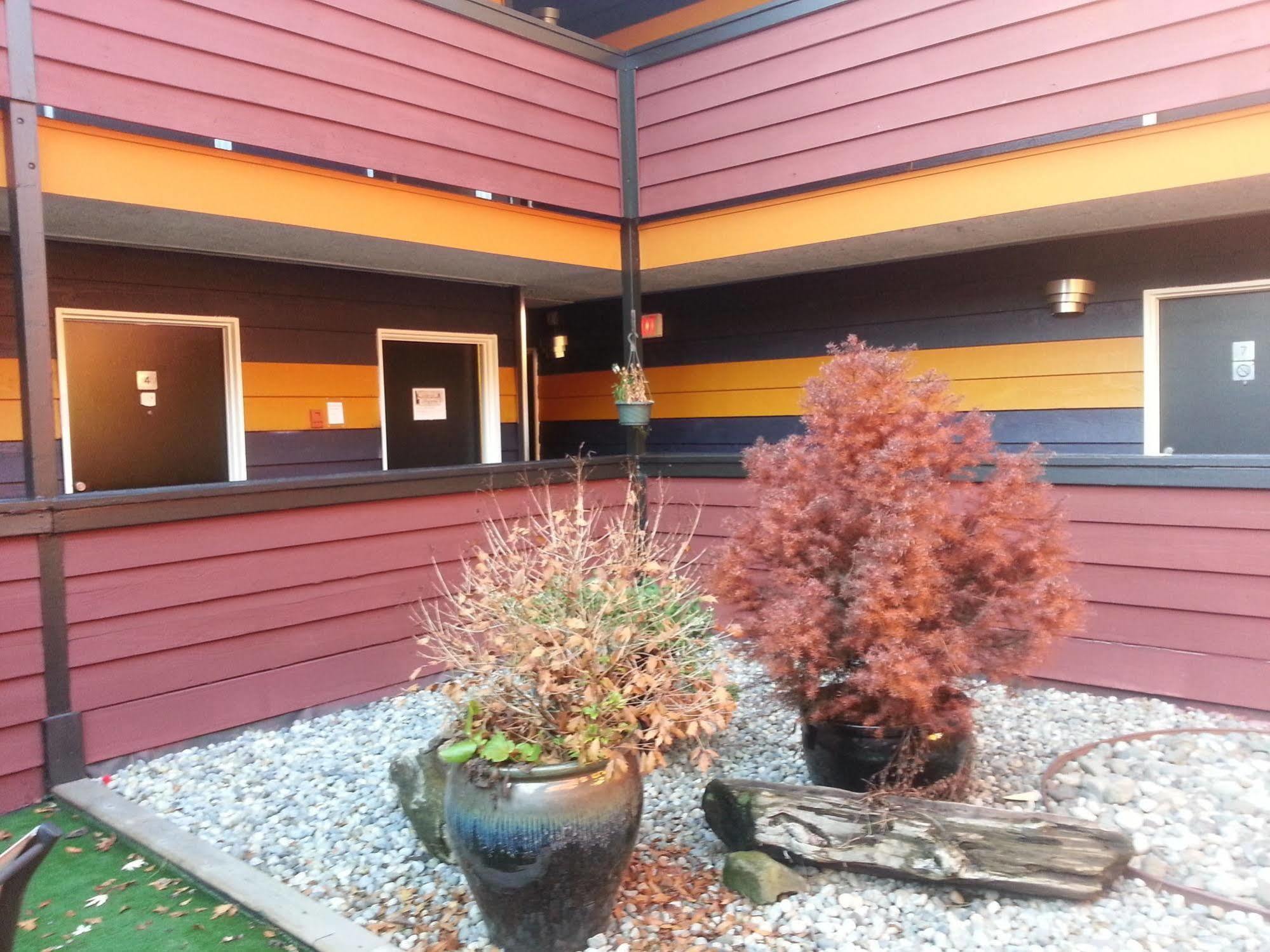Coast Metro Vancouver Hotel Burnaby Exterior foto